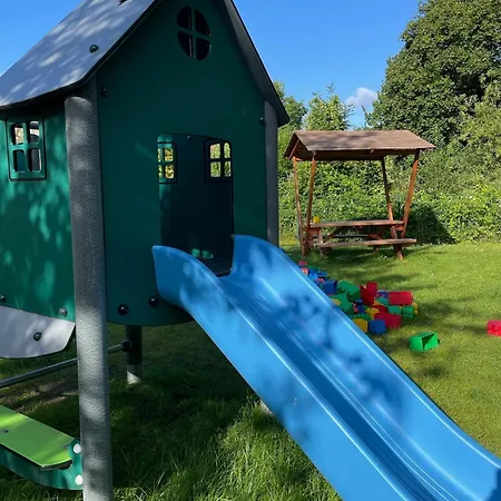 Max Bienenwachs Apartment *